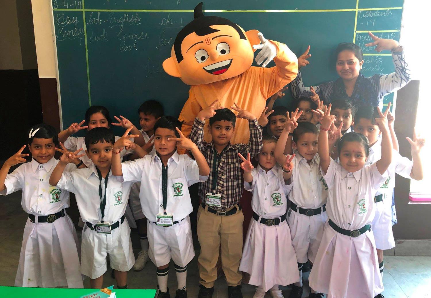 😃LITTLE TODDLERS ENJOYING FIRST DAY OF THE SCHOOL😃